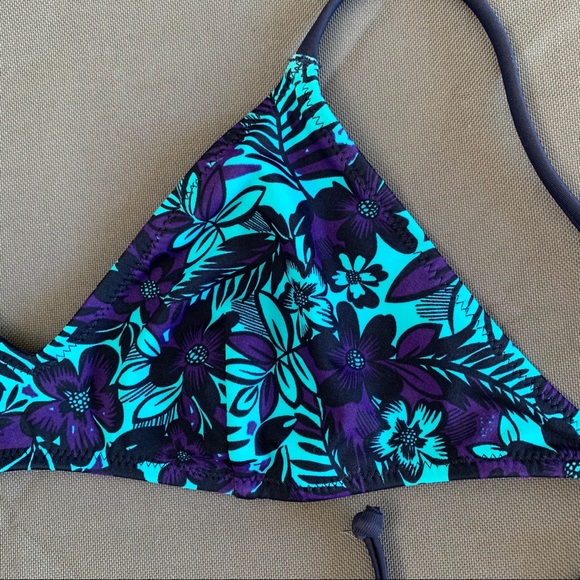 Joe Fresh Flower Bikini Top - Picture 2 of 5